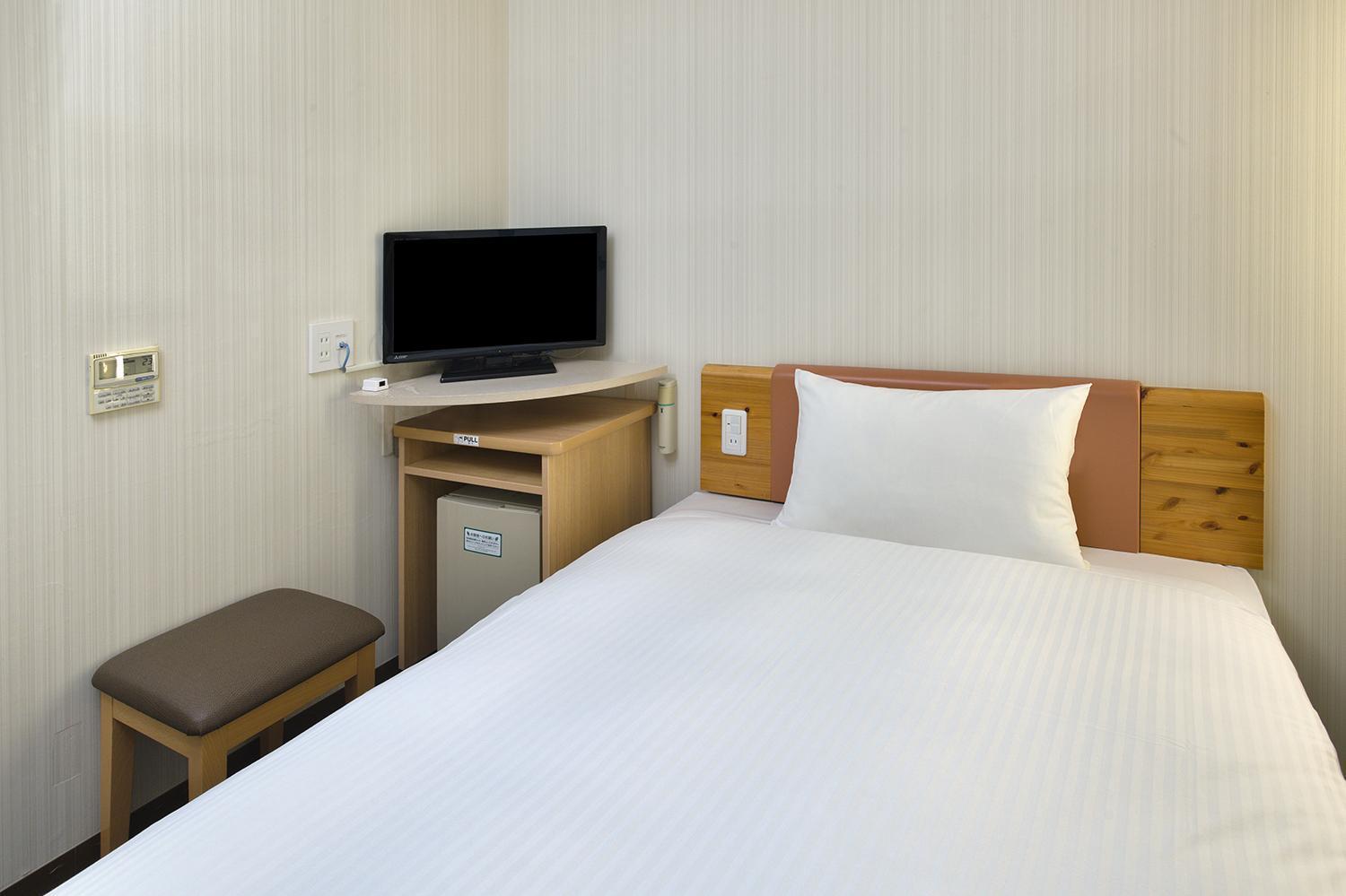 Washington R&B Hotel Shin Yokohama Ekimae Exterior photo